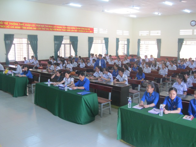 Đại hội đoàn trường năm 2012-2013 - dhdoan2012-7