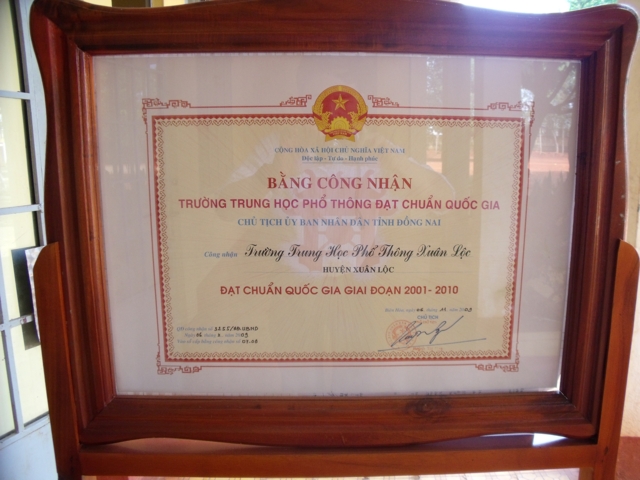 Đón nhận trường chuẩn quốc gia - cqg-3
