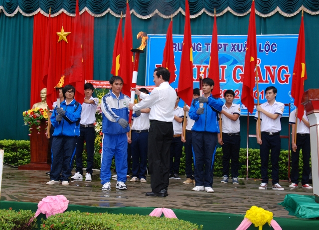 Khai giảng năm học 2012-2013 - kg03