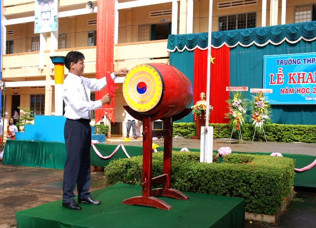 Khai giảng năm học 2012-2013 - kg05