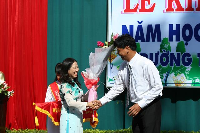 Khai giảng năm học 2013 - 2014 - kg20131417