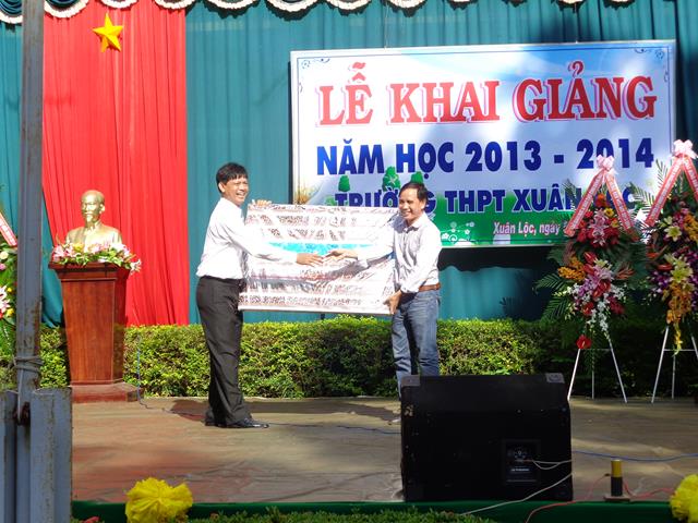 Khai giảng năm học 2013 - 2014 - kg20131424
