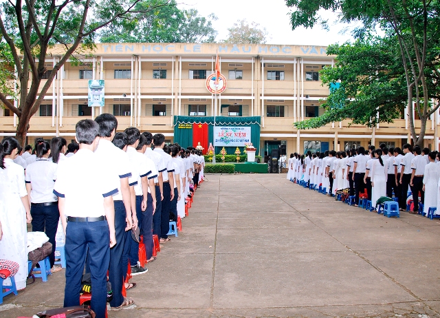 Kỷ niệm 30 năm ngày nhà giáo Việt Nam 20&#x002F;11&#x002F;2012 - 20-11-2012 (2)