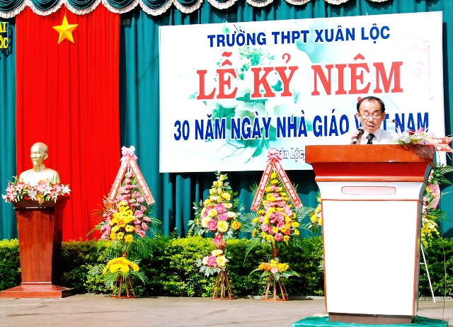 Kỷ niệm 30 năm ngày nhà giáo Việt Nam 20&#x002F;11&#x002F;2012 - Ảnh 37