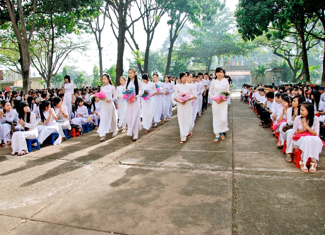 Kỷ niệm 30 năm ngày nhà giáo Việt Nam 20&#x002F;11&#x002F;2012 - 20-11-2012 (6)