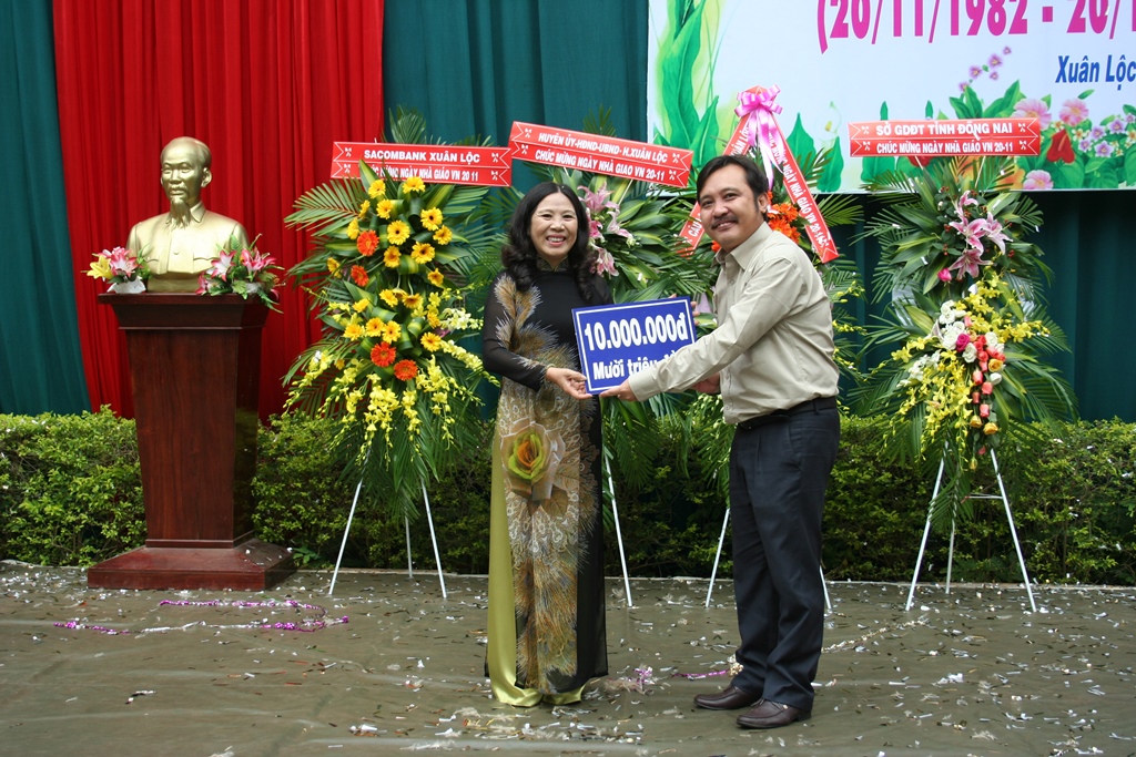 Lễ 20&#x002F;11&#x002F;2013 - Ảnh 26