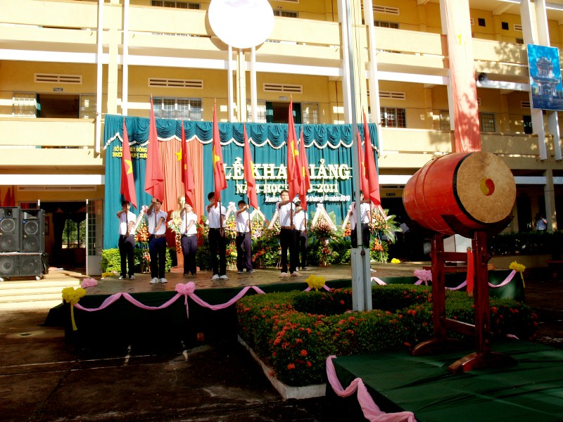 Lễ khai giảng 2010-2011 - KG (8)