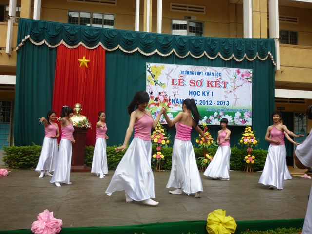 Sơ kết học kì I - Năm học 2012-2013 - so-ket-2012-2013 (16)