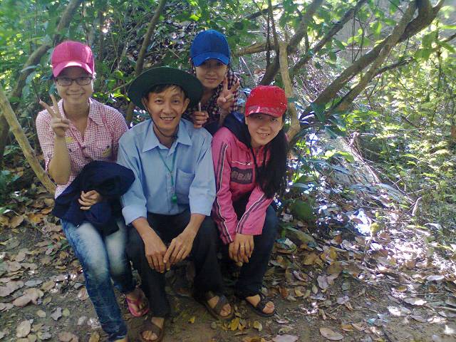 Thăm quan giã ngoại đợt 1 năm học 2012-2013 - gn13