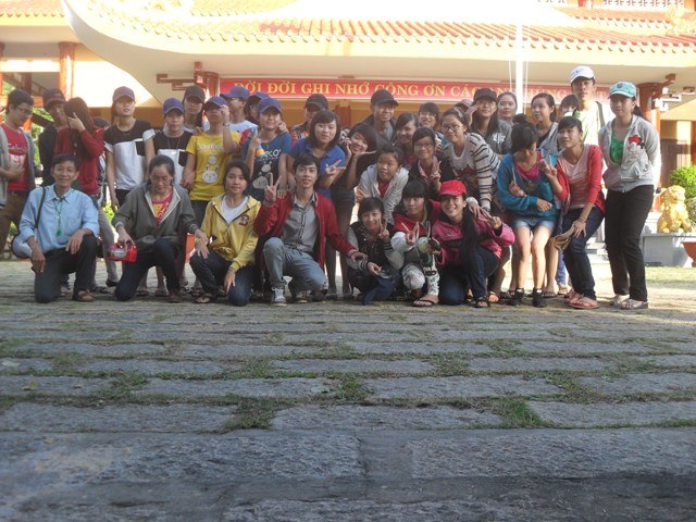 Thăm quan giã ngoại đợt 1 năm học 2012-2013 - gn14