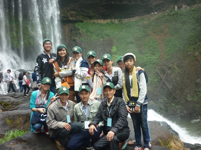Tham quan về nguồn 2012 - ve nguon - Dambri (15)