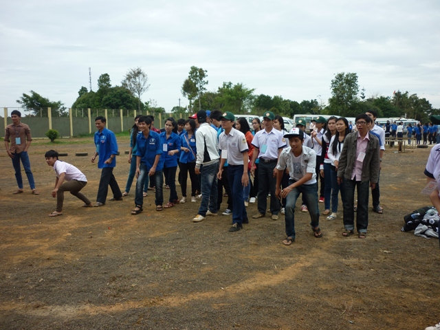 Tham quan về nguồn 2012 - ve nguon - Dambri (9)