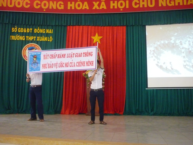 Thi thuyết trình năm học 2013 - thuyet trinh 2013 (20)