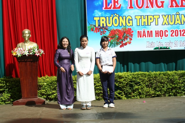 Tổng kết năm học 2012 - 2013 - Tongket20122013 (10)
