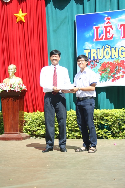 Tổng kết năm học 2012 - 2013 - Tongket20122013 (23)