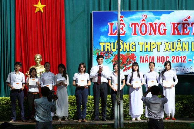 Tổng kết năm học 2012 - 2013 - Tongket20122013 (3)